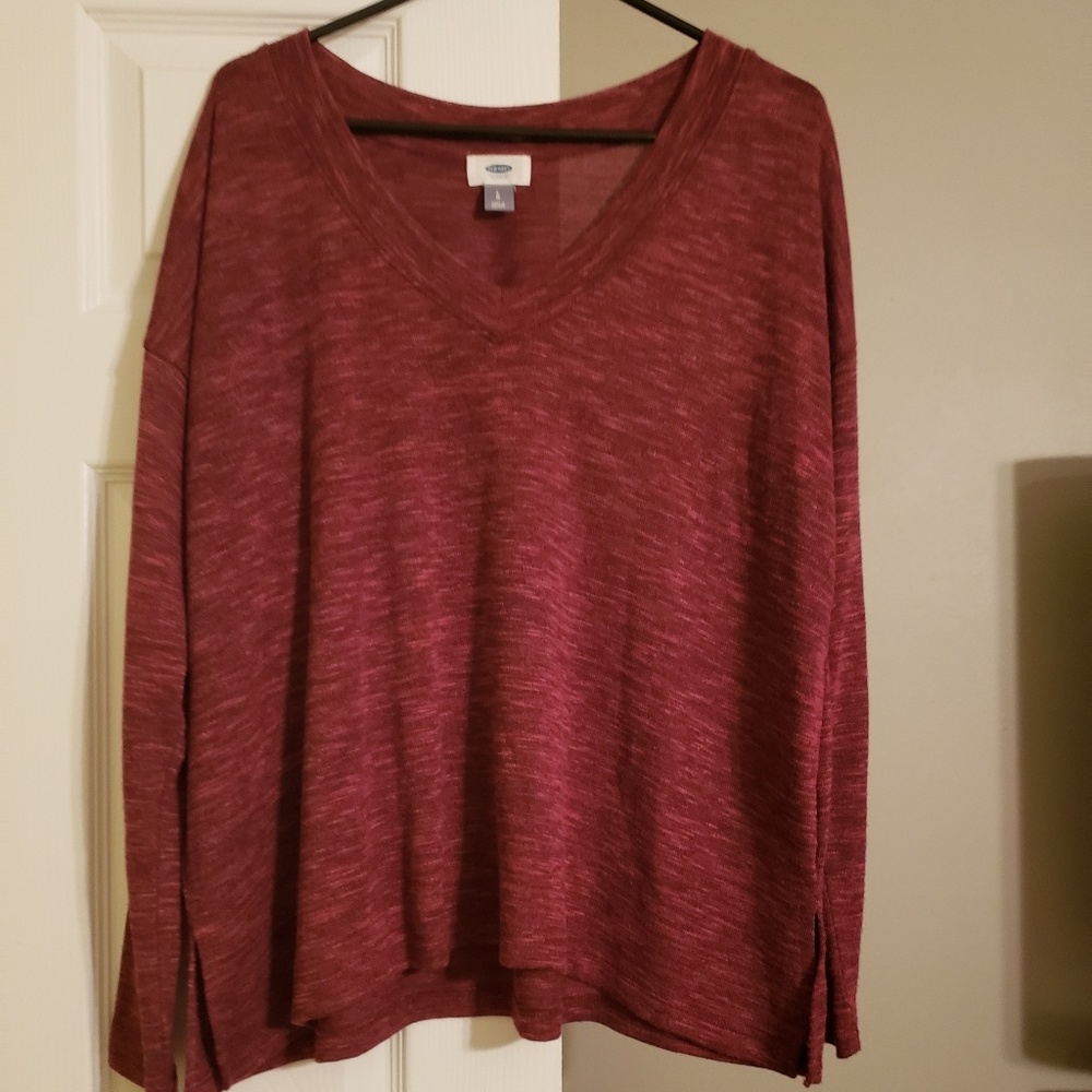 Maroon v-neck